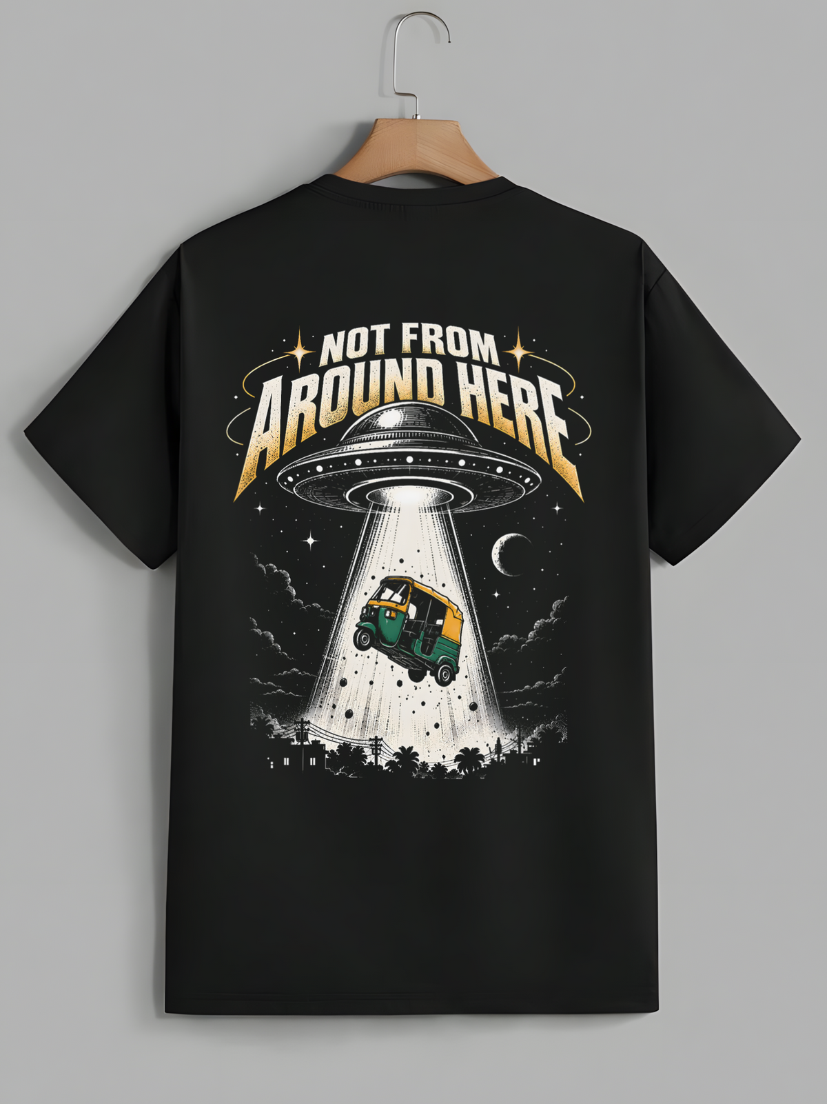 Not From Around Here – Oversized T-Shirt