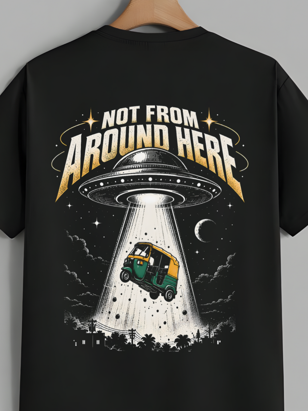 Not From Around Here – Oversized T-Shirt